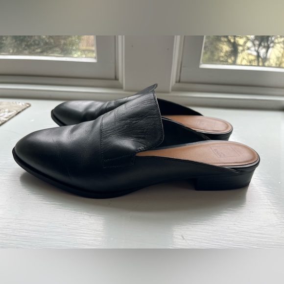 14th & Union Black Leather Mule - Picture 4 of 4